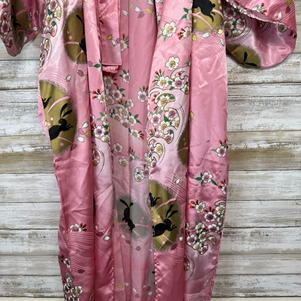 Japanese Kimono Women’s Pink Floral Robe Sode-Tsuke